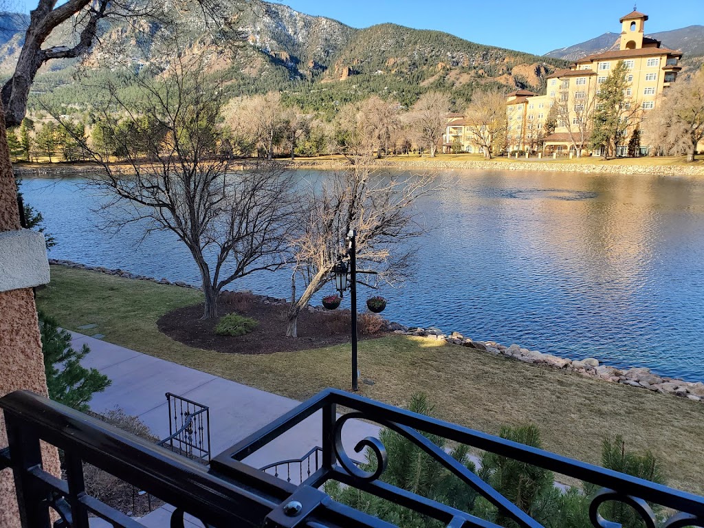 The Broadmoor Hotel South Tower | 1 Lake Ave, Colorado Springs, CO 80906, USA | Phone: (719) 634-7711