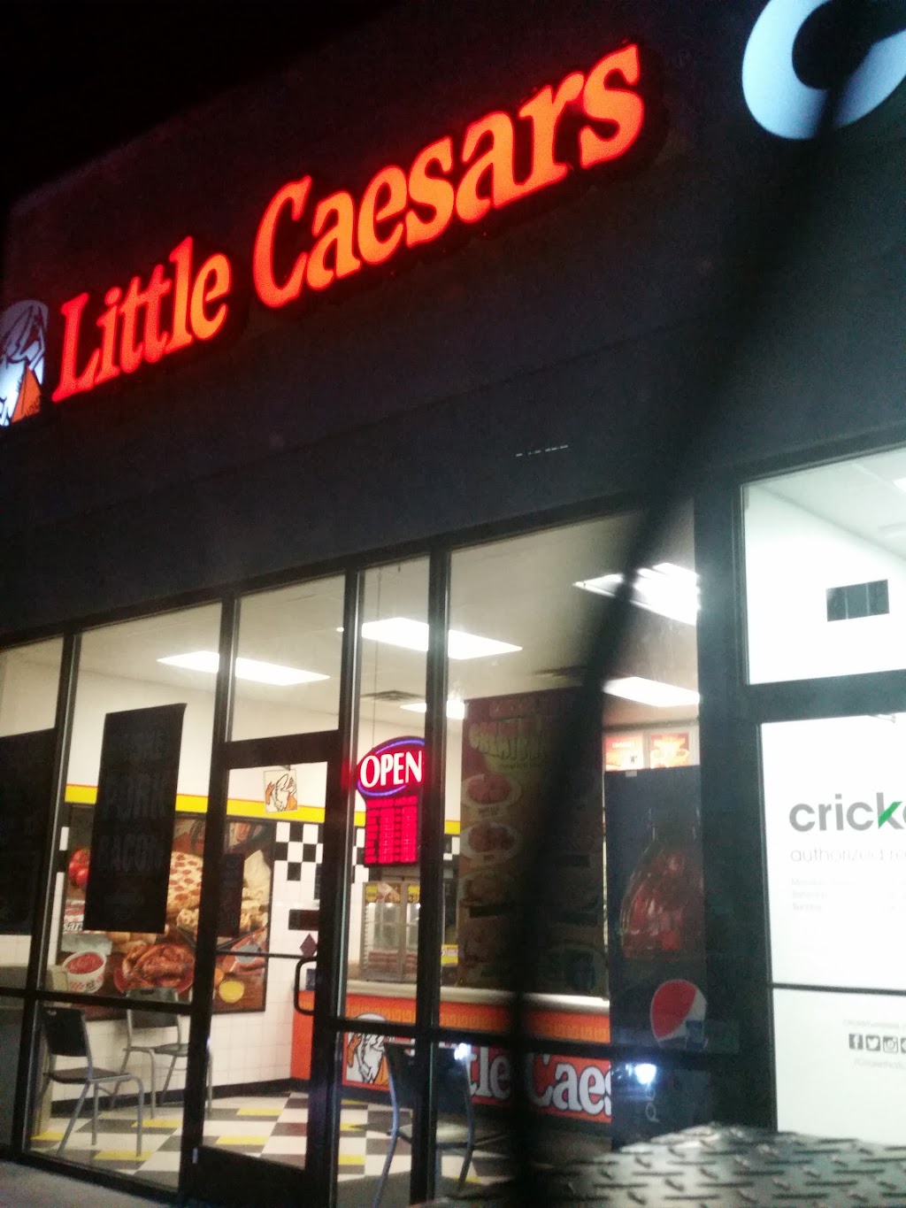 Little Caesars Pizza | 420 E F-M 351 SUITE 421, Beeville, TX 78102, USA | Phone: (361) 358-9555