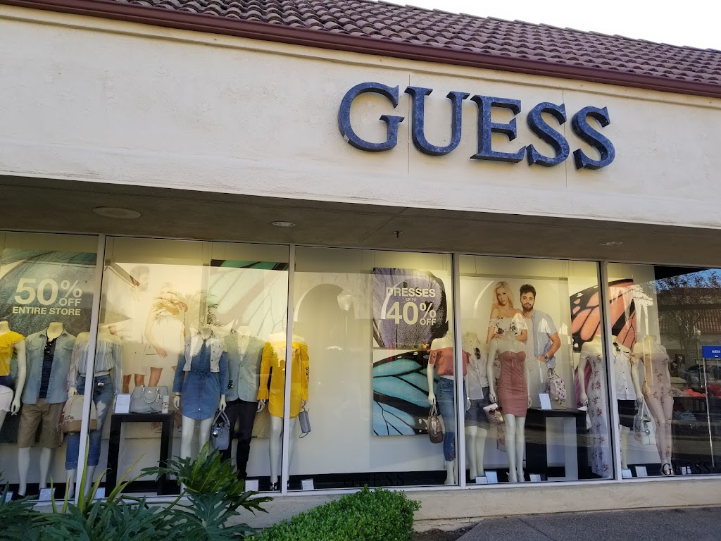 GUESS Factory | 13000 Folsom Blvd Space 501, Folsom, CA 95630, USA | Phone: (916) 353-1352