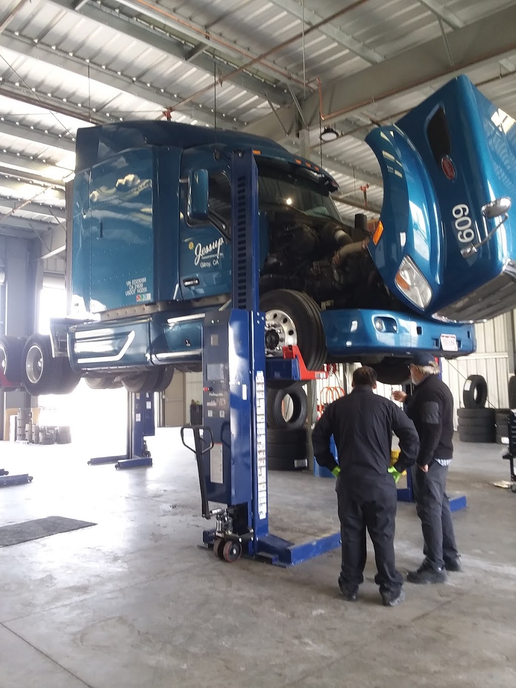 Joes Truck/RV Wash | 5975 Travel Park Cir, Gilroy, CA 95020, USA | Phone: (408) 842-8488
