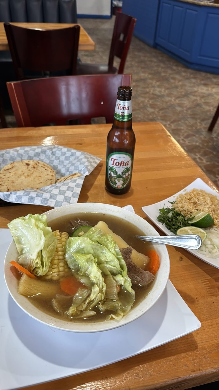 Loroco Bistro Salvadorean food | 13344 Meyer Rd, Whittier, CA 90605, USA | Phone: (562) 358-4041