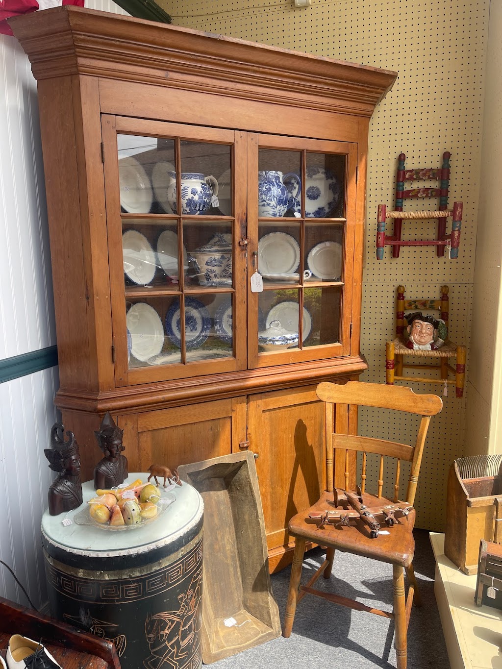 Exmore's Antique Emporium 3304 Main St, Exmore, VA 23350, USA