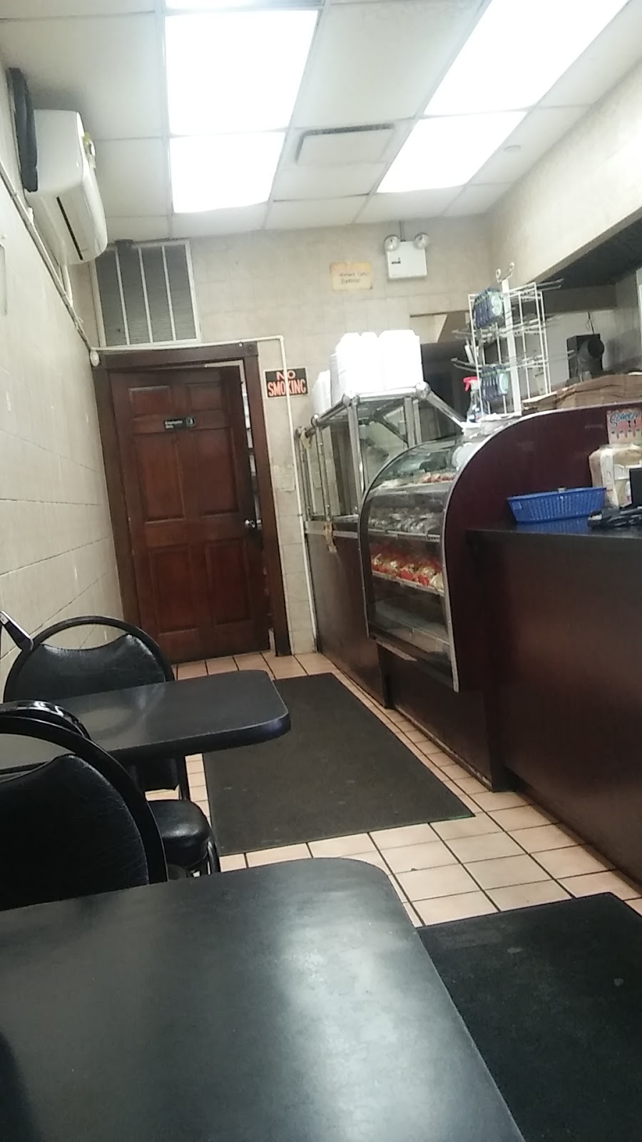 Tastee Pattee | 1431 Rockaway Pkwy, Brooklyn, NY 11236, USA | Phone: (718) 257-5400