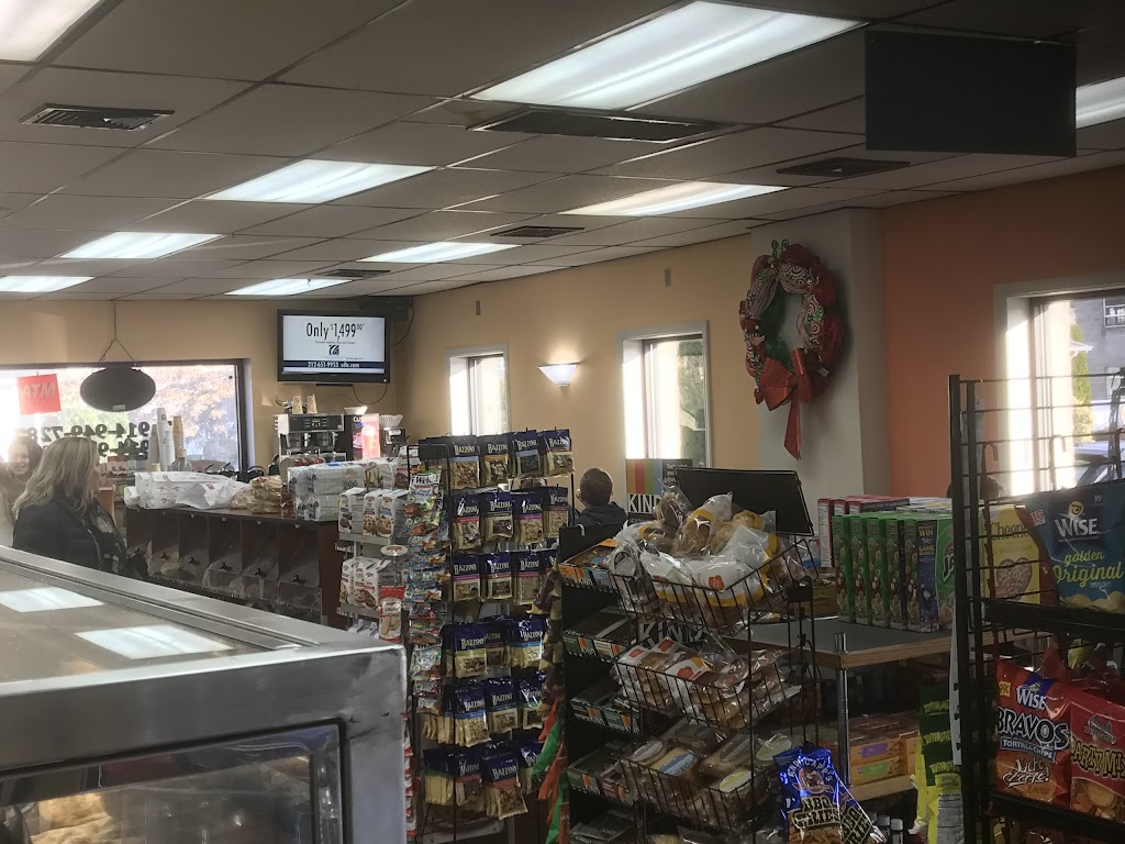 Pats Deli & Catering | 121 Columbus Ave, Valhalla, NY 10595, USA | Phone: (914) 949-7287