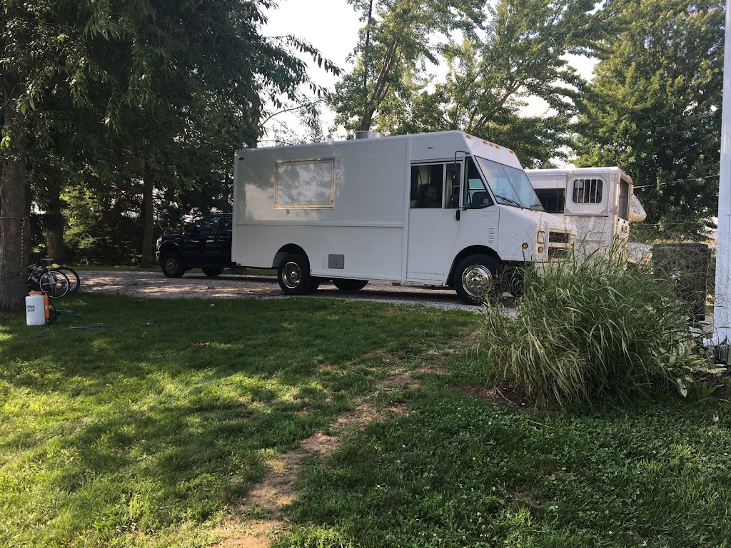 Chatterbox Food Truck | 302 Sroufe St, Ligonier, IN 46767, USA | Phone: (574) 457-6795