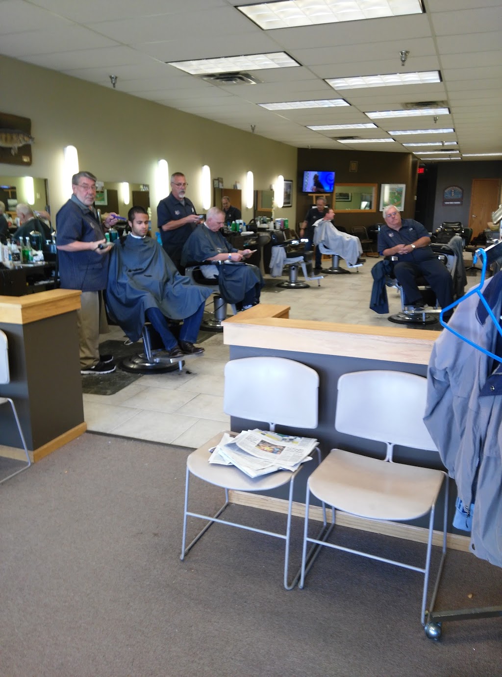 Cedarvale Barber Shop | 1977 Silver Bell Rd, Eagan, MN 55122, USA | Phone: (651) 454-7266