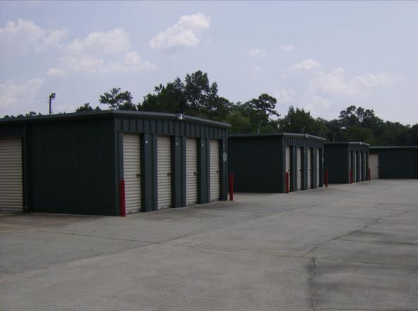 Square Space Storage | 30830 LA-16, Denham Springs, LA 70726, USA | Phone: (225) 398-8776