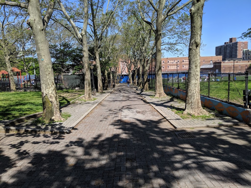 Jacob H. Schiff Playground | Amsterdam Ave. &, W 136th St, New York, NY 10031, USA | Phone: (212) 639-9675