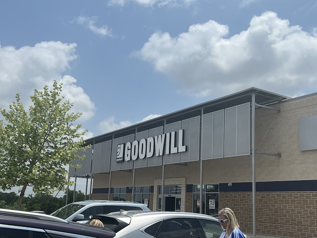 Goodwill Central Texas Robinson Ranch Store | 17151 Smyers Ln, Round Rock, TX 78681, USA | Phone: (512) 637-7136