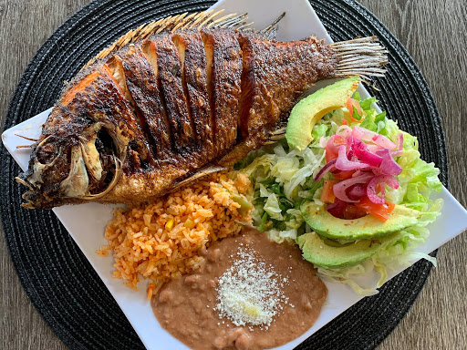 Restaurante la Oaxaqueña | 825 E Mission Blvd, Pomona, CA 91767, USA | Phone: (909) 242-0476