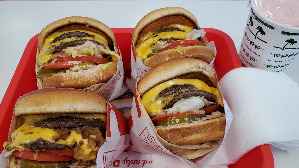 In-N-Out Burger | 6391 Pacific Coast Hwy, Long Beach, CA 90803, USA | Phone: (800) 786-1000