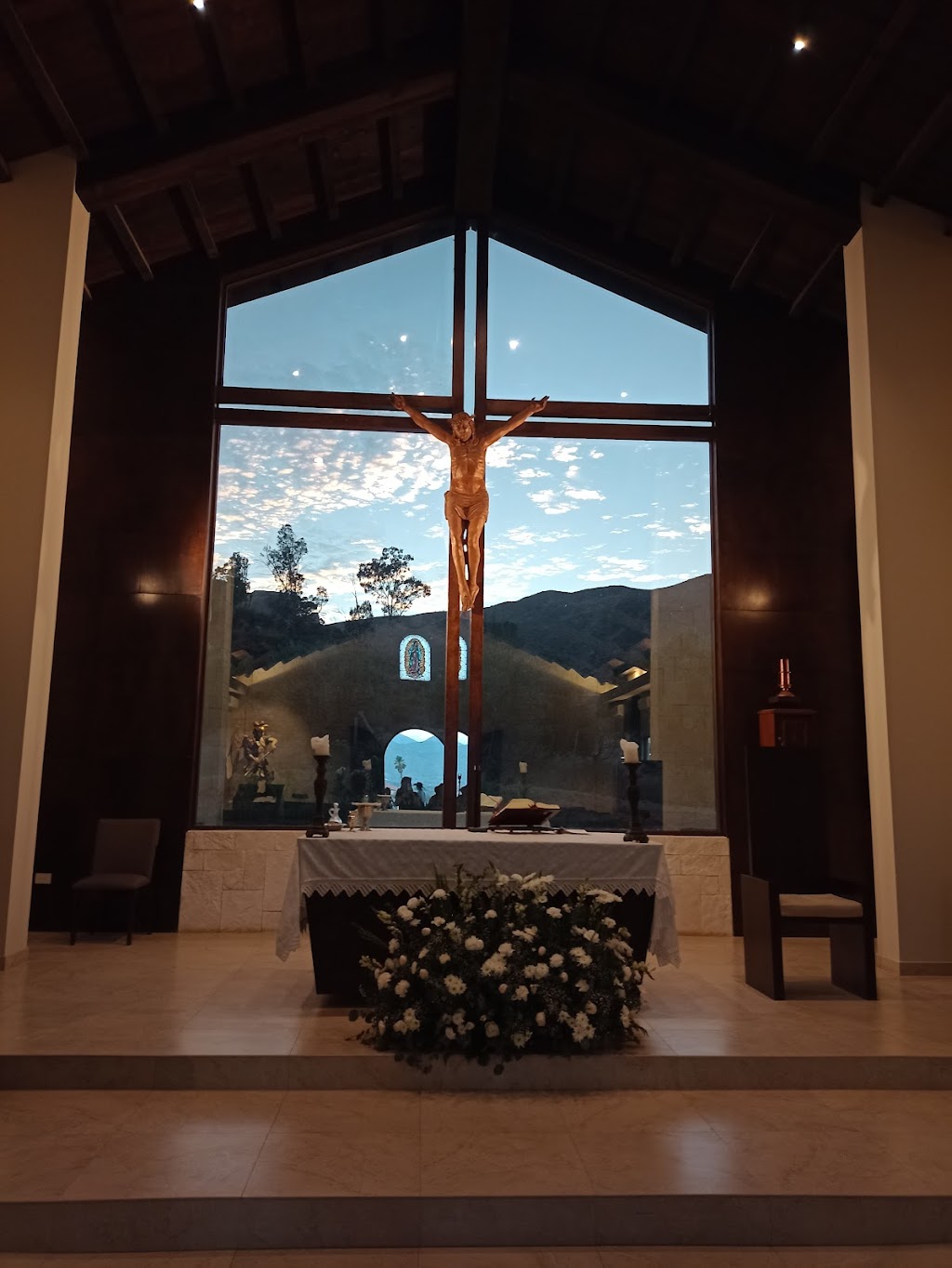 Capilla Nuestra Señora de los Milagros | 22753 Ensenada, B.C., Mexico | Phone: 646 131 3016