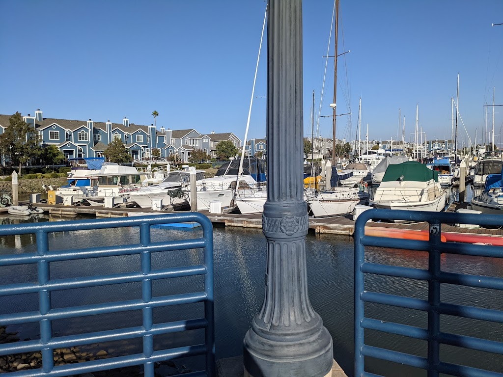 Benicia Yacht Club | 400 E 2nd St, Benicia, CA 94510, USA | Phone: (707) 746-0739