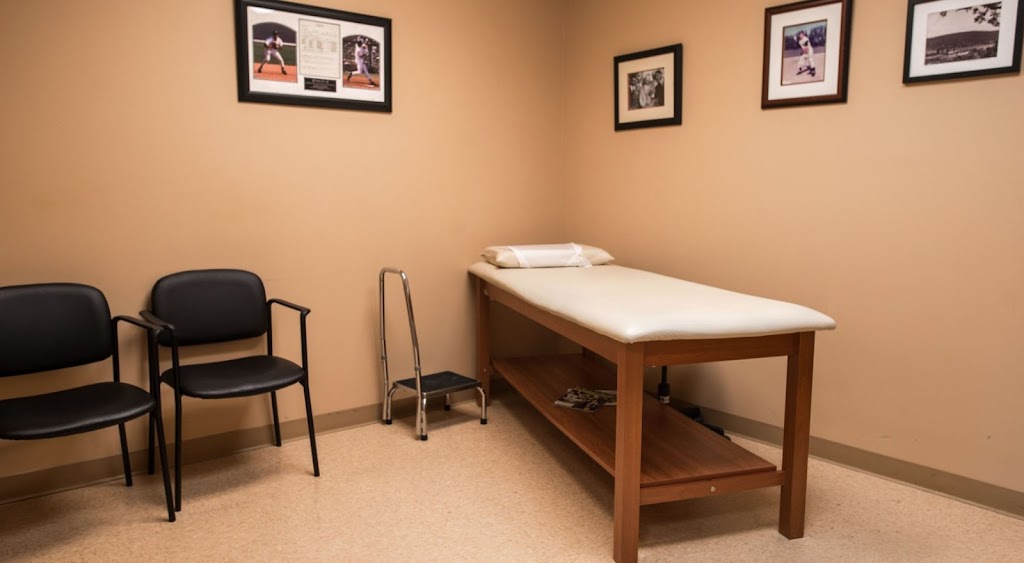 Dr. Kevin White: Orthopedic Institute of New Jersey | 108 Bilby Rd Ste 201, Hackettstown, NJ 07840, USA | Phone: (908) 684-3005