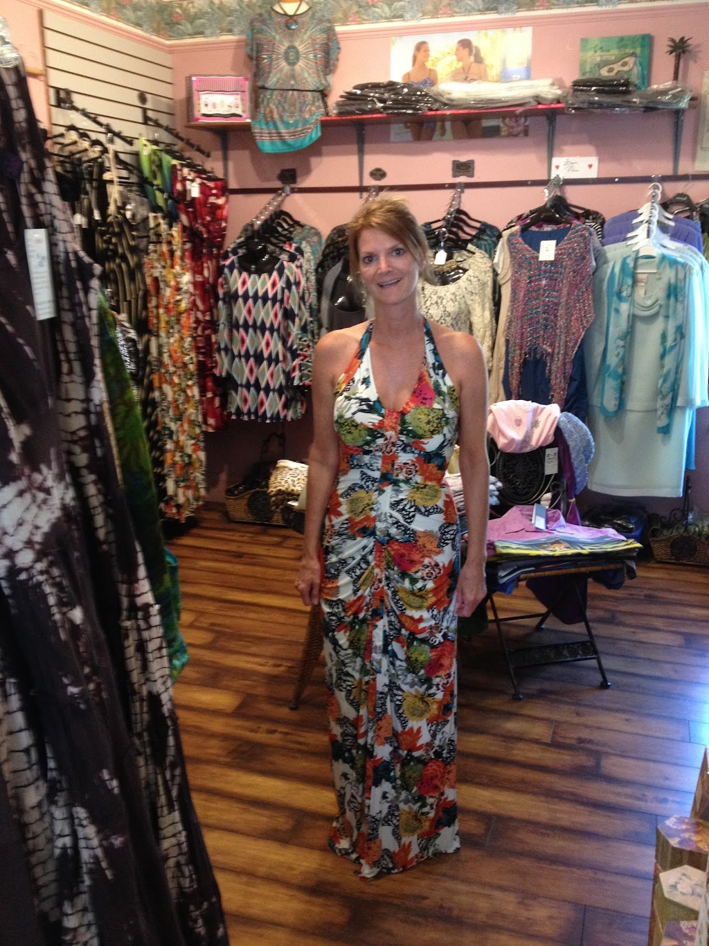 Down the Lane Boutique and Gifts | 1043 W Shore Rd, Pelee Island, ON N0R 1M0, Canada | Phone: (519) 724-1121