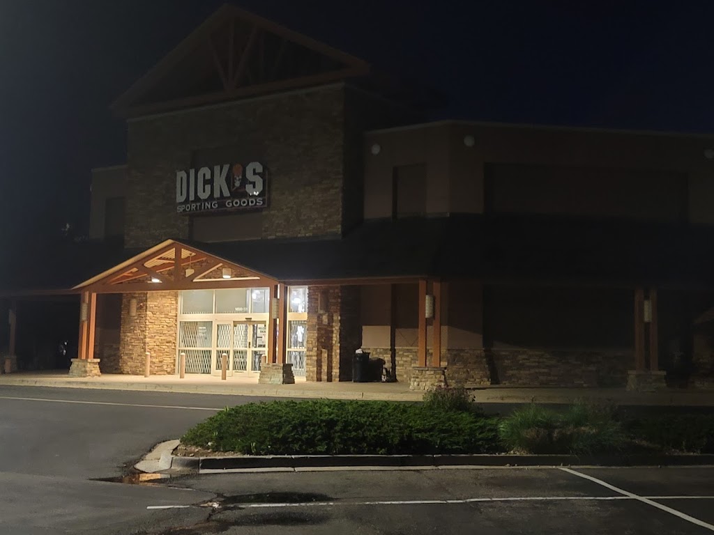 DICKS Sporting Goods | 14500 W Colfax Ave, Lakewood, CO 80401, USA | Phone: (303) 317-5880