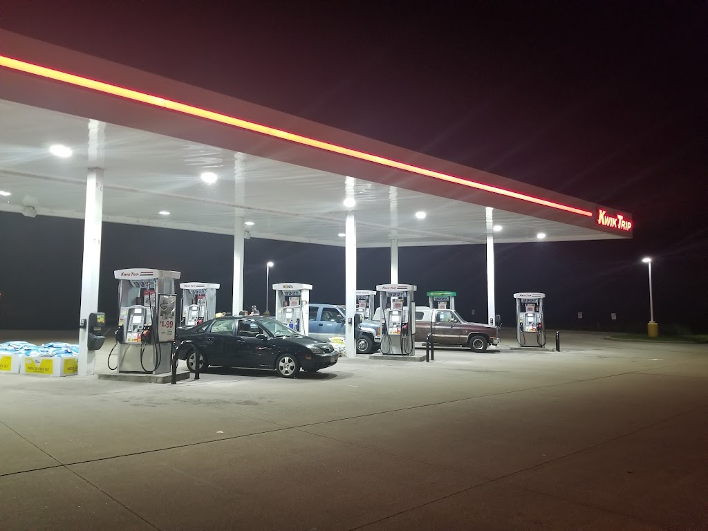 KWIK TRIP #874 | 11085 Lake Blvd, Chisago City, MN 55013 | Phone: (651) 257-6004