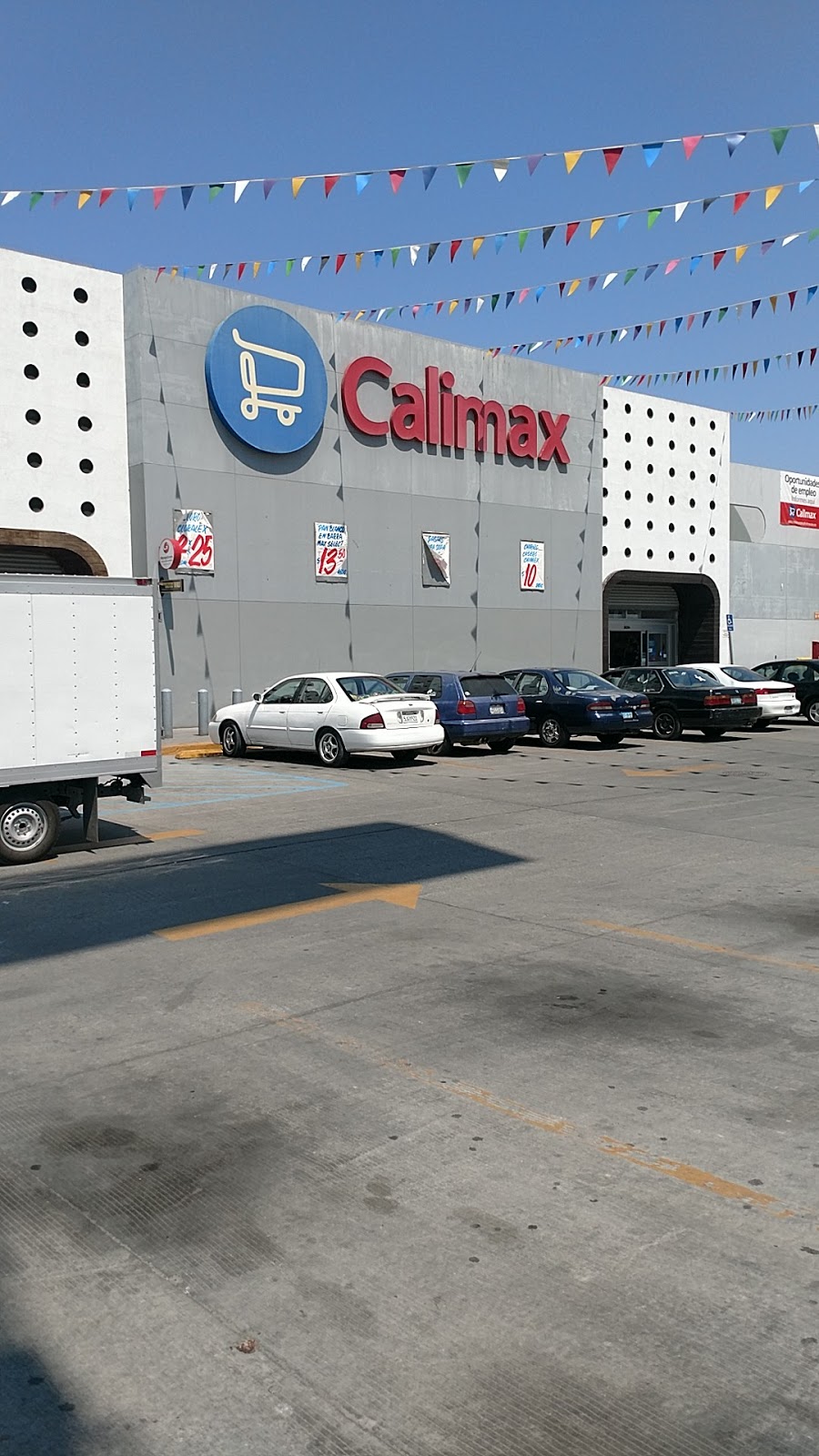 Calimax La Abeja | C. Principal 24420, Florido III, 22237 Tijuana, B.C., Mexico | Phone: 664 978 0992