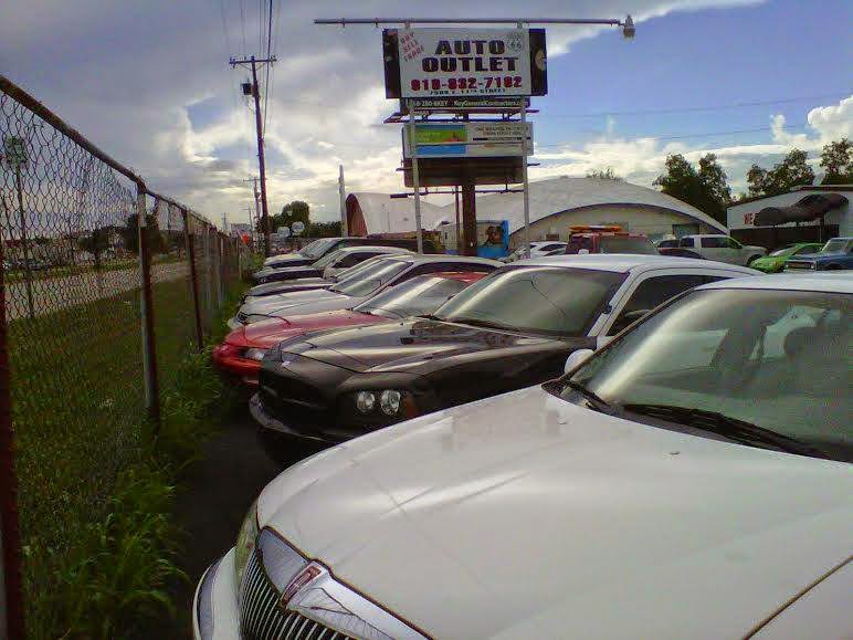 Auto Outlet Preowned Vehicles | 6101 E 15th St, Tulsa, OK 74112, USA | Phone: (918) 832-7182