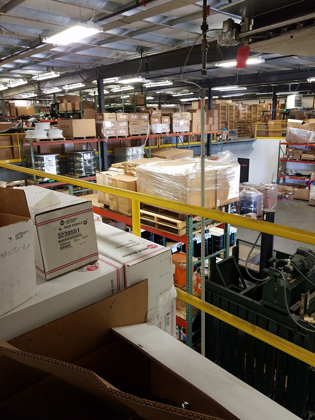 Stoops Freightliner-Quality Trailer | 12247 Declaration Dr, New Haven, IN 46774, USA | Phone: (260) 749-8587