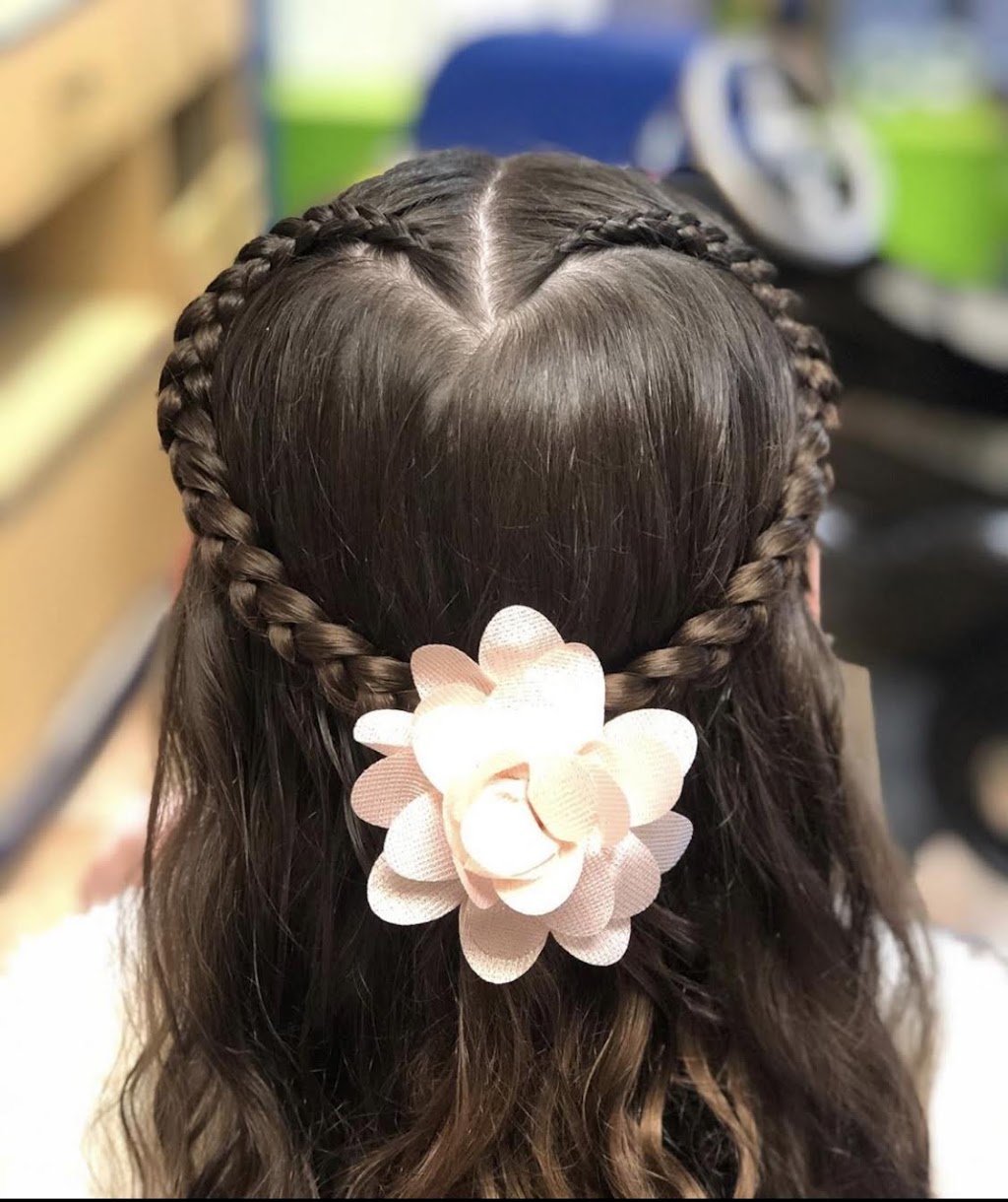 KidSnips Deerfield | 655 Deerfield Rd Ste 112, Deerfield, IL 60015, USA | Phone: (847) 374-8000