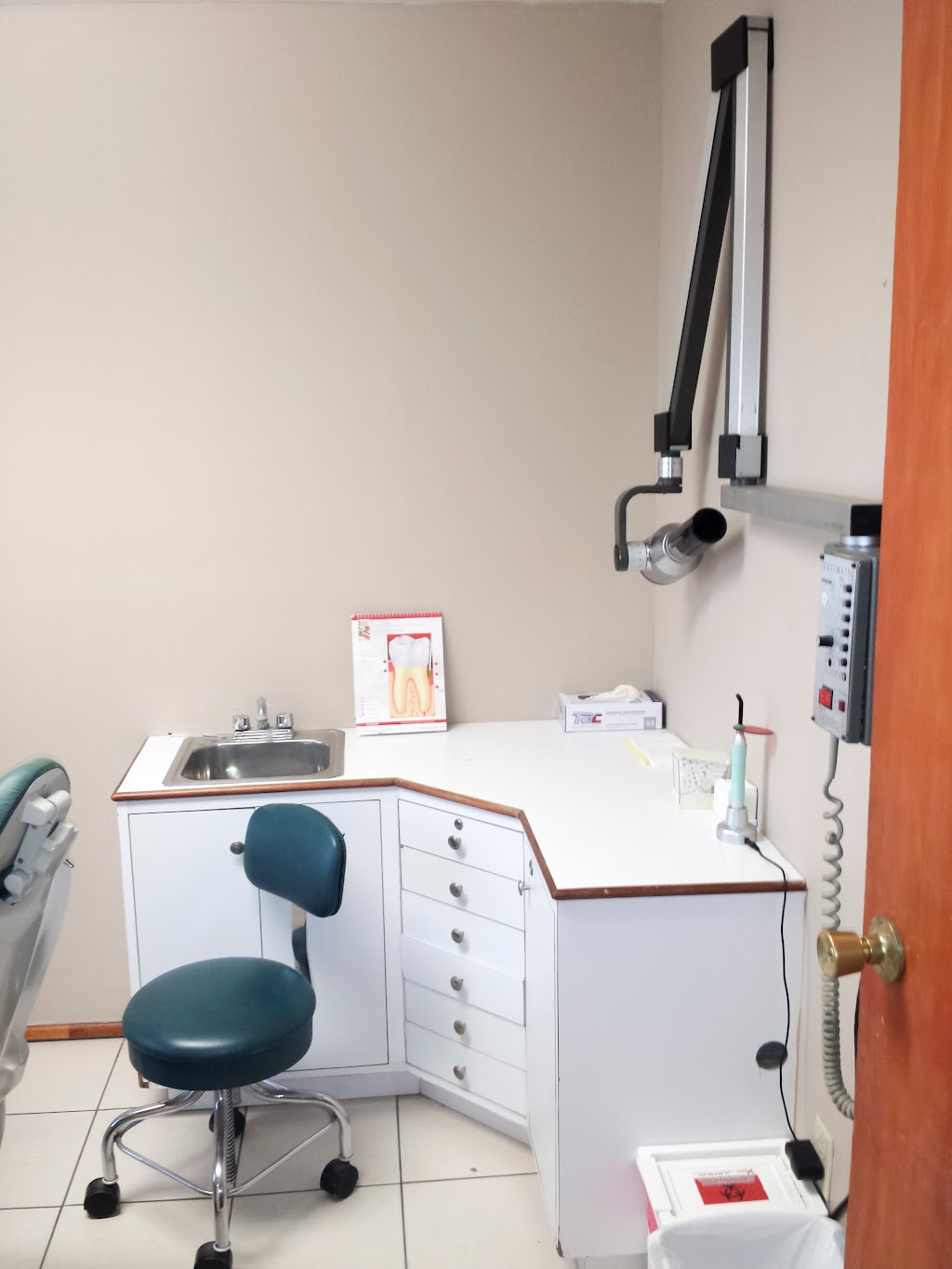 Dental Sonrisa | P.º del Río 6637, Río Tijuana 3a. Etapa, Rio Tijuana 3ra Etapa, 22585 Tijuana, B.C., Mexico | Phone: 664 250 0880