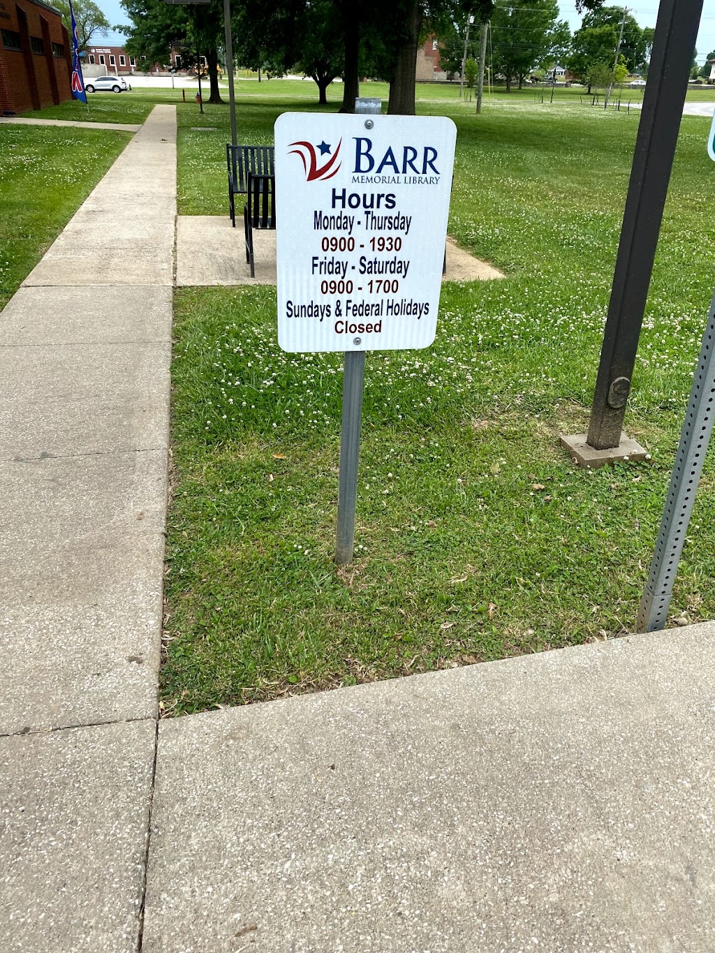 Barr Memorial Library | 62 Spearhead Division Ave, Fort Knox, KY 40121, USA | Phone: (502) 624-1232