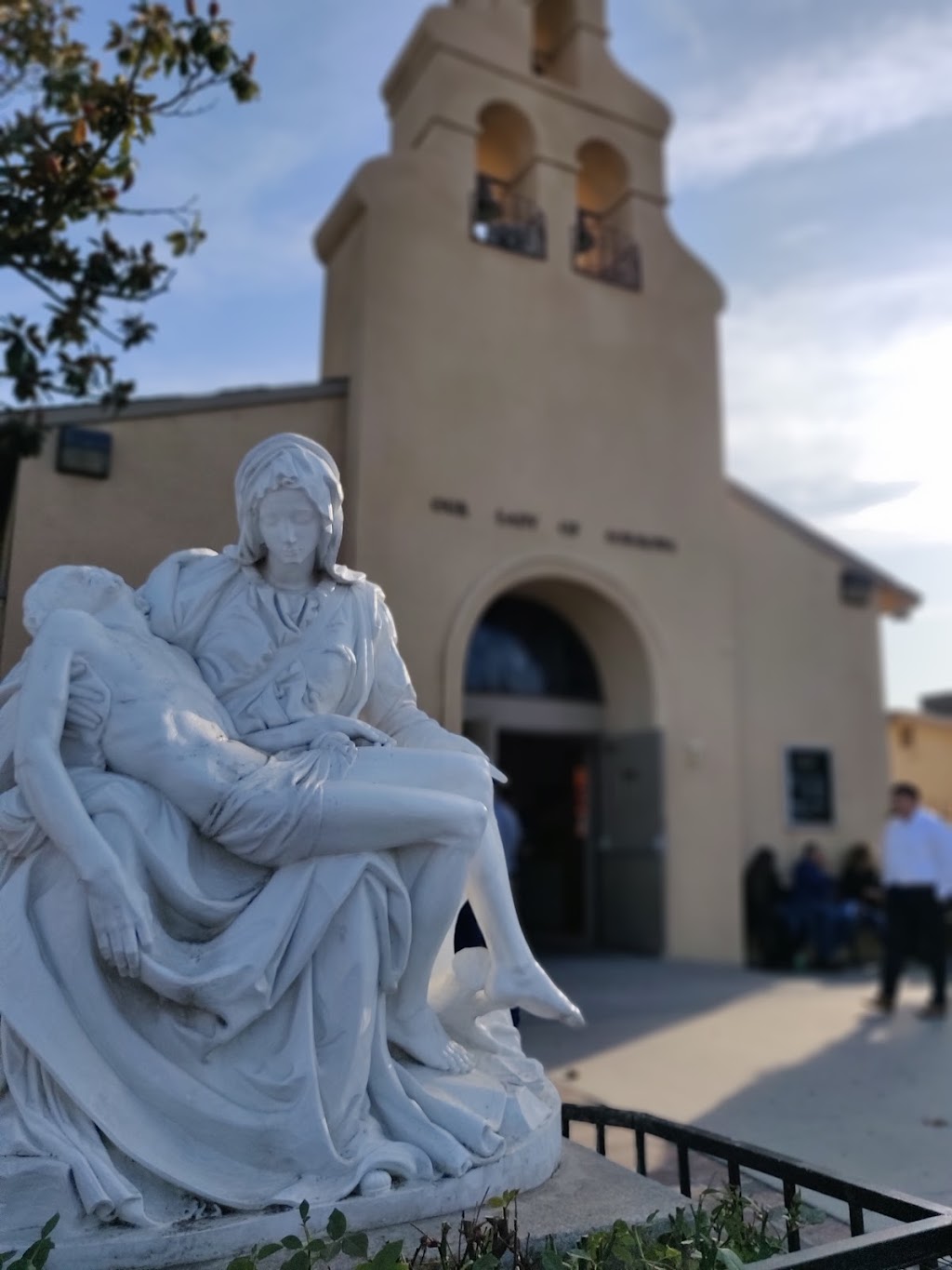 Our Lady Of Sorrows Chruch | 830 Tulare St, Parlier, CA 93648, USA | Phone: (559) 646-2161