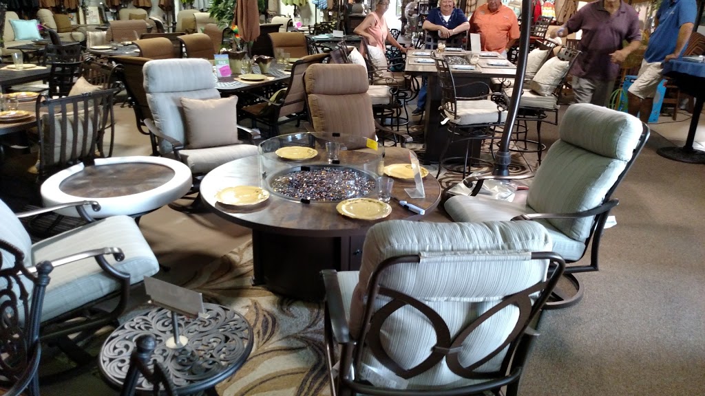 Labadies Upscale Patio Furniture & Accessories | 5630 Hoover St, Trenton, MI 48183, USA | Phone: (734) 676-6540