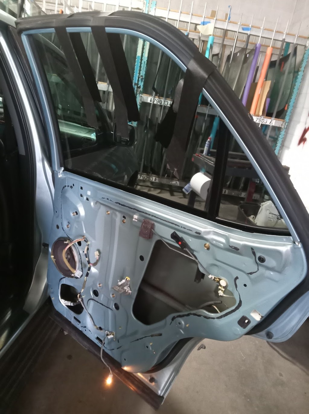 SLP Auto Glass & Windshield Replacement | 5700 W Alameda Ave, Lakewood, CO 80226 | Phone: (303) 936-6666