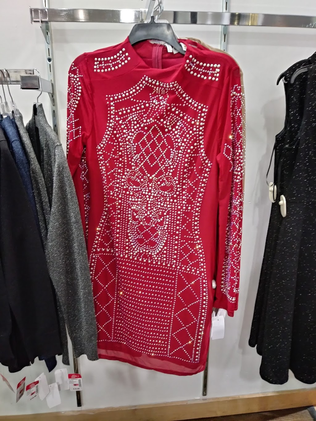 Bebenoir Bebenoir | 2 W 125th St, New York, NY 10027, USA | Phone: (646) 869-1342