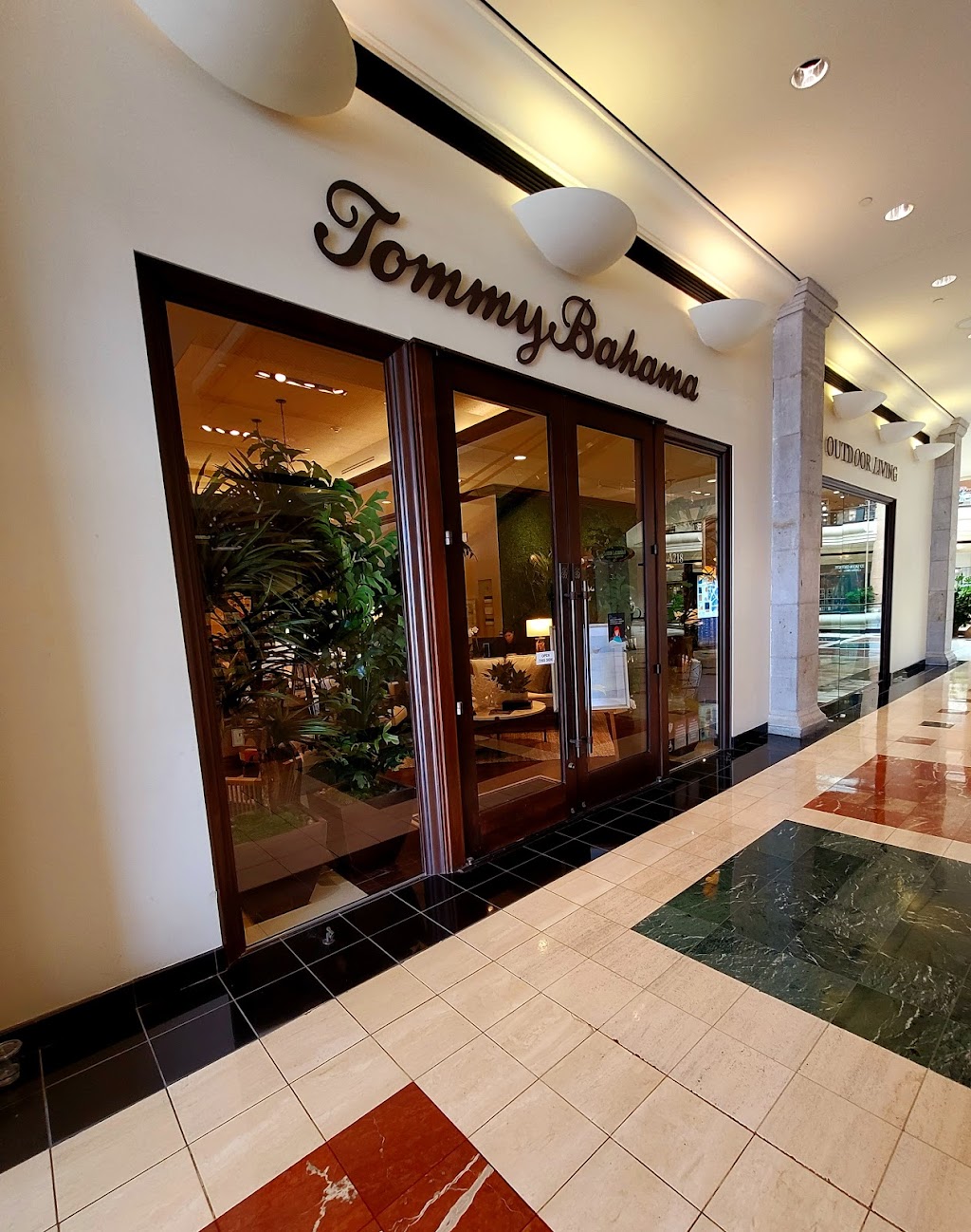 Tommy Bahama Home Store | 401 Newport Center Dr A218, Newport Beach, CA 92660, USA | Phone: (949) 543-1499