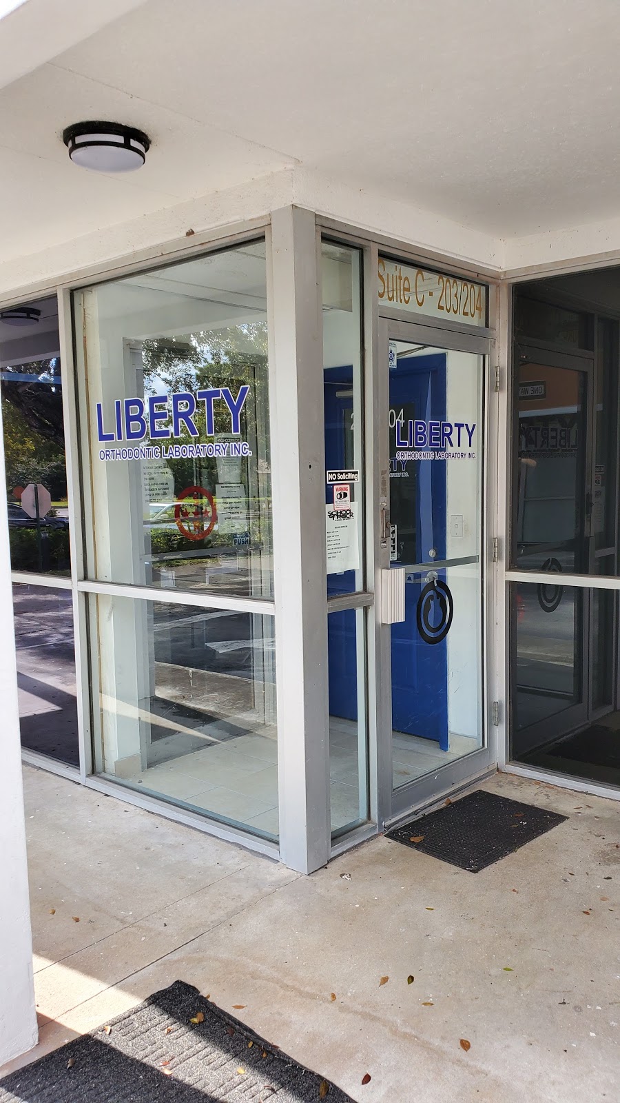 Liberty Orthodontic Lab | 7544 Wiles Rd, Coral Springs, FL 33067, USA | Phone: (954) 755-7537