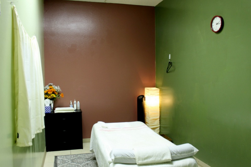 Nirvana Reflexology Spa | 3720 W Ina Rd, Tucson, AZ 85741, USA | Phone: (520) 572-0222