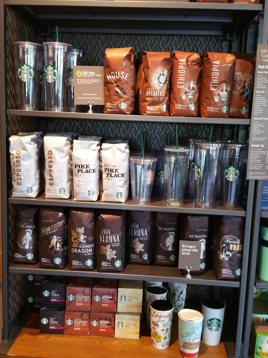 Starbucks | 2206 Torrey Pines Rd B, La Jolla, CA 92037, USA | Phone: (858) 454-4423 Starbucks | 2206 Torrey Pines Rd B, La Jolla, CA 92037, USA | Phone: (858) 454-4423