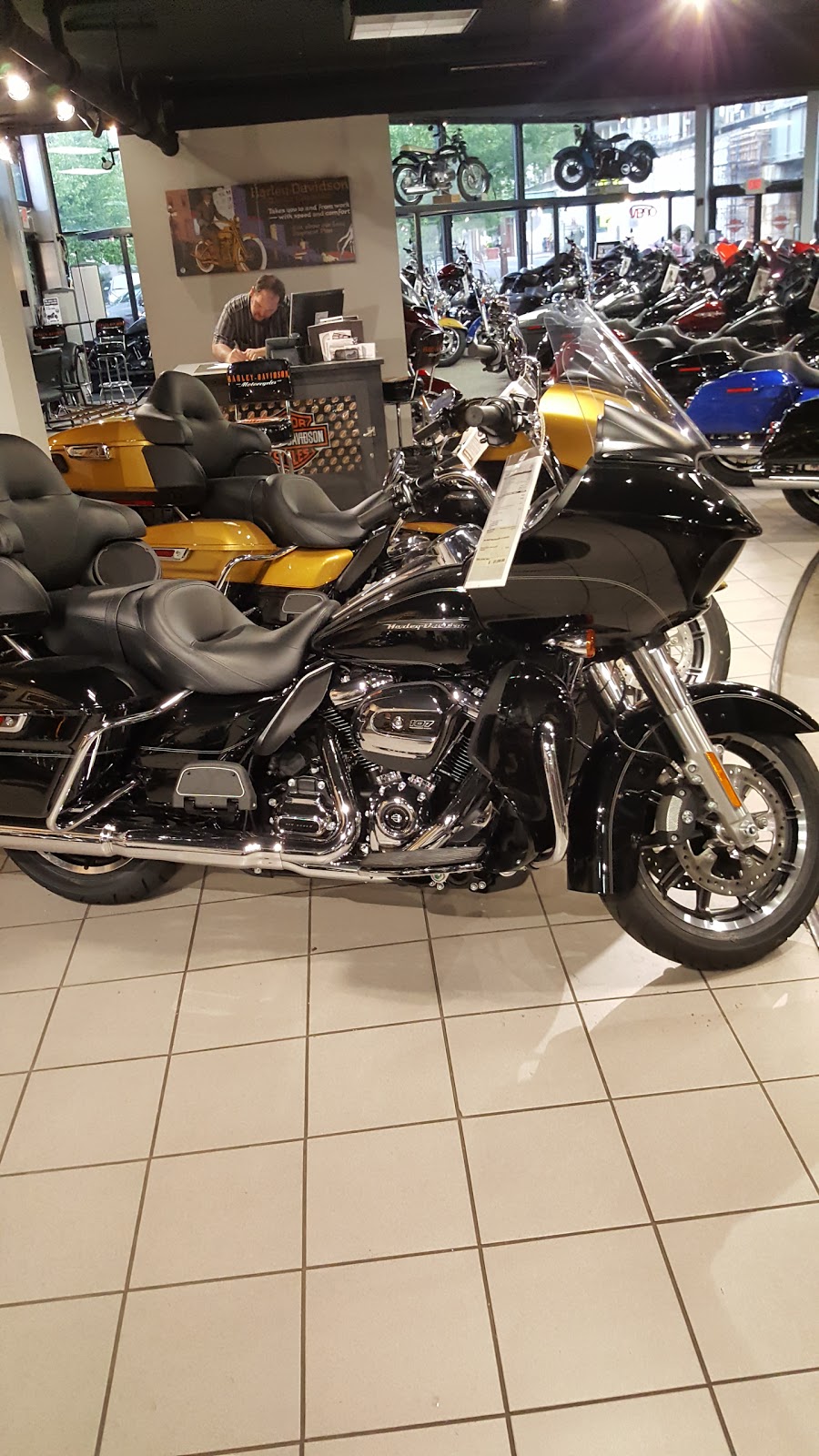 Liberty Harley-Davidson | 12 W Milton Ave, Rahway, NJ 07065, USA | Phone: (732) 381-2400