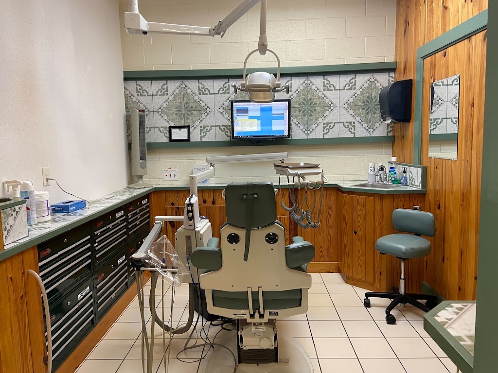 Pipe Creek Dental Center | 9782 TX-16, Pipe Creek, TX 78063, USA | Phone: (830) 535-6200