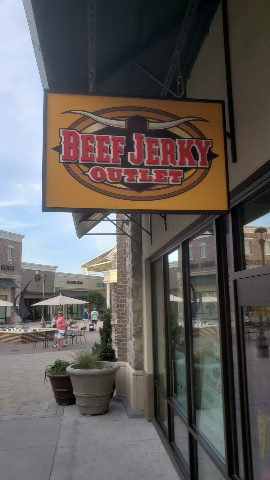 Beef Jerky Outlet | 1600 Premium Outlets Blvd #608, Norfolk, VA 23502, USA | Phone: (757) 389-7601