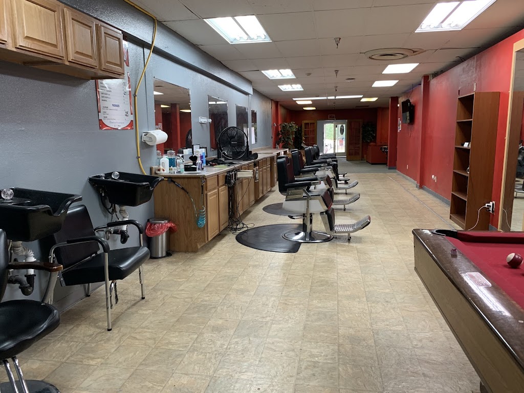 Yees Barber Shop | 351 Muldoon Rd, Anchorage, AK 99504, USA | Phone: (907) 230-5582