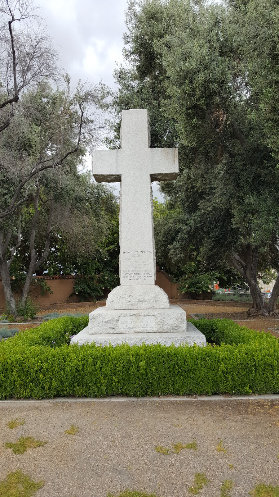 Memorial Cross Park | 412 Martin Ave, Santa Clara, CA 95050, USA | Phone: (408) 615-2260