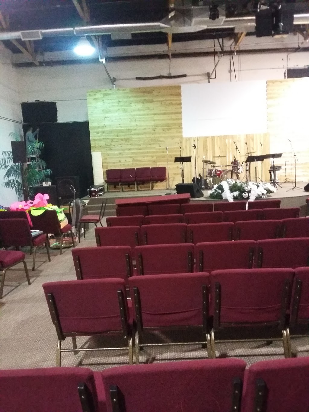 Encuentro Con Dios Community Church | 7150 W Roosevelt St C-115, Phoenix, AZ 85043, USA | Phone: (602) 625-7527 Encuentro Con Dios Community Church | 7150 W Roosevelt St C-115, Phoenix, AZ 85043, USA | Phone: (602) 625-7527