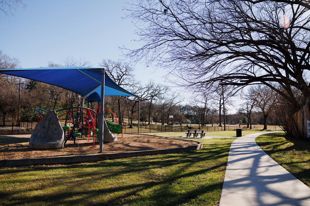 Brook Hollow Park | 752 Rankin Dr, Bedford, TX 76022, USA | Phone: (817) 952-2300