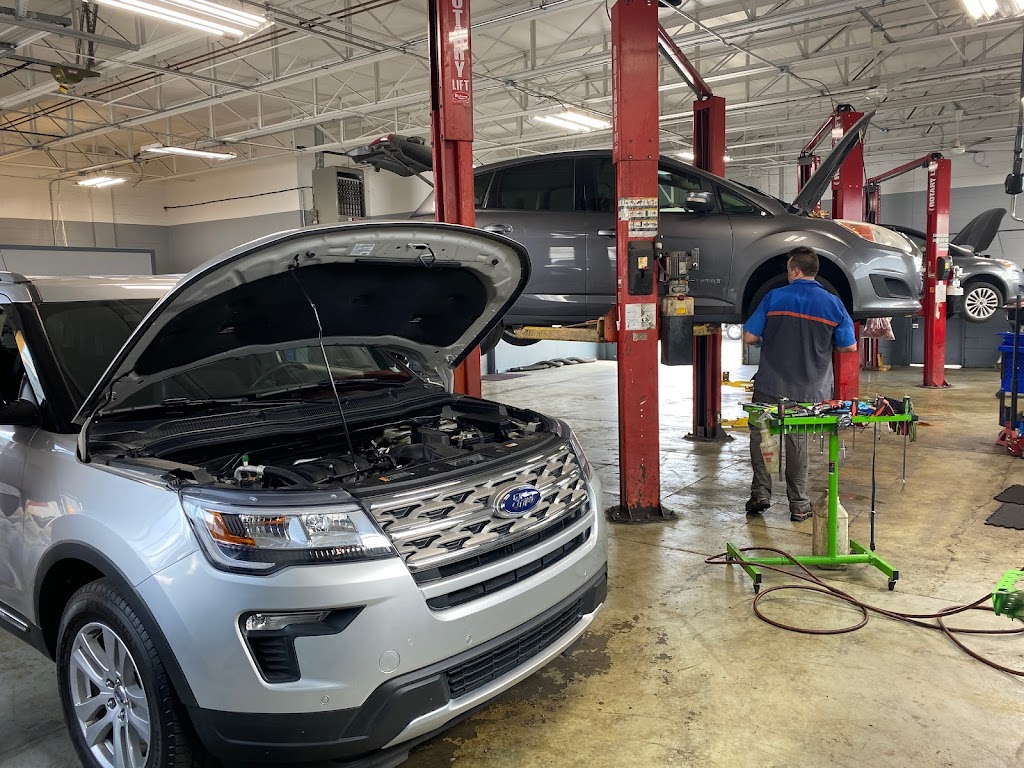 Quick Lane at Schicker Ford of St. Louis | 4843 Parker Ave, St. Louis, MO 63116, USA | Phone: (314) 655-7100