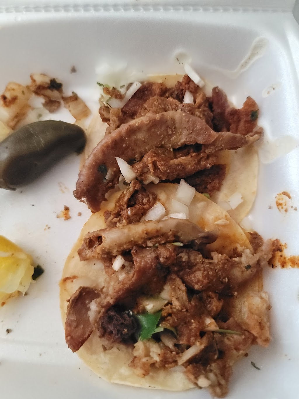 La Perla de Occidente - Taco Truck | 1200-1298 E Bianchi Rd, Stockton, CA 95210, USA | Phone: (510) 689-3653