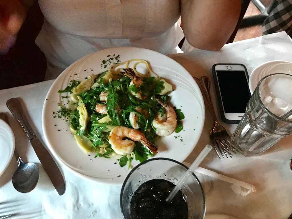 Sanduccis Trattoria | 620 Kinderkamack Rd, River Edge, NJ 07661, USA | Phone: (201) 599-0600