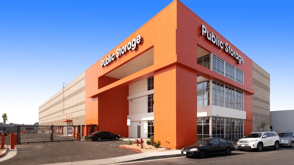 Public Storage | 12610 Raymer St, Valley Glen, CA 91605, USA | Phone: (818) 722-2063