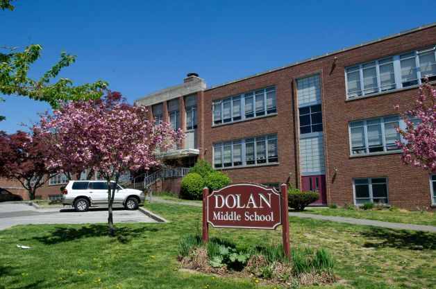 Dolan Middle School | 51 Toms Rd, Stamford, CT 06906, USA | Phone: (203) 977-4441