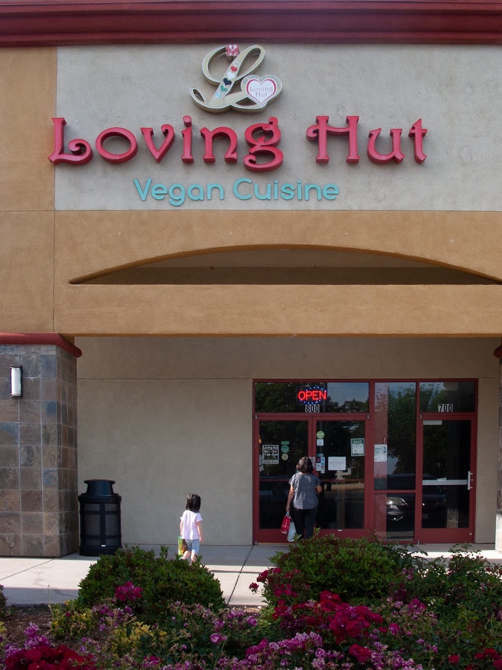 Loving Hut | 8355 Elk Grove Blvd #800, Elk Grove, CA 95758, USA | Phone: (916) 478-9590