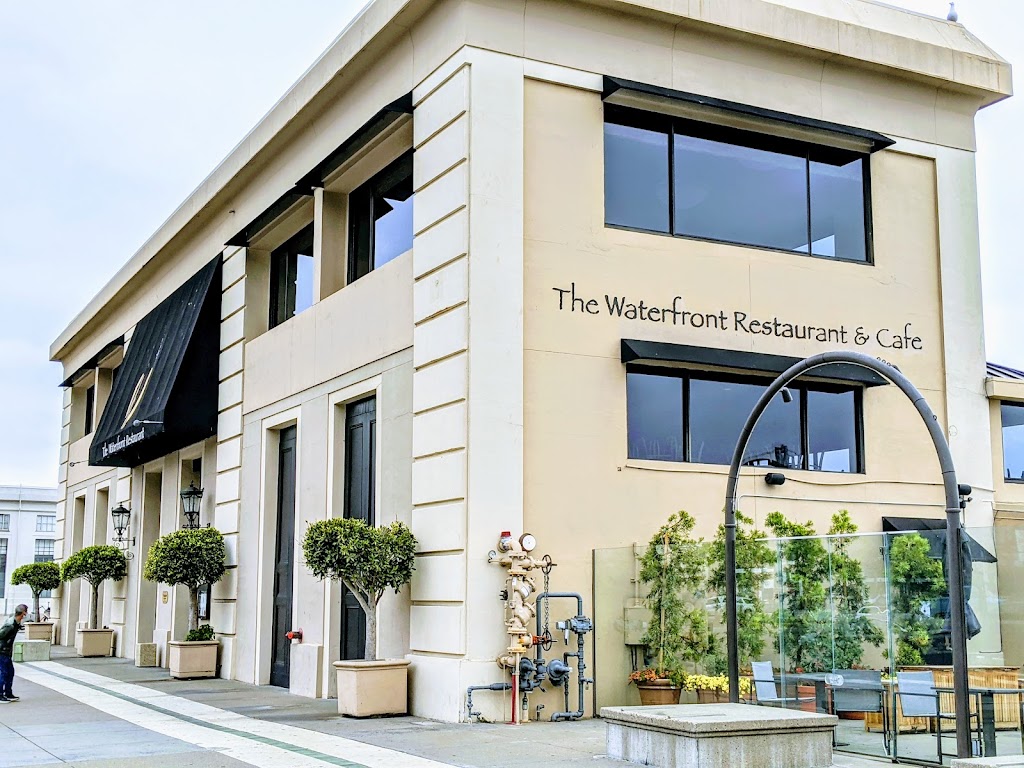 The Waterfront Restaurant | 7 The Embarcadero, San Francisco, CA 94111, USA | Phone: (415) 391-2696