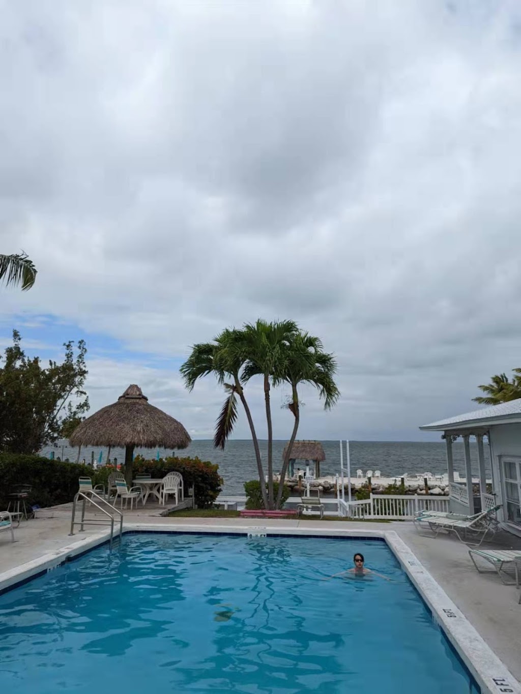 Azul Del Mar | 104300 Overseas Hwy, Key Largo, FL 33037, USA | Phone: (305) 451-0337